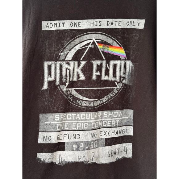Pink Floyd “Dark Side of the Moon” Concert Ticket Graphic Tee Black Band Tee 2X - Picture 2 of 4